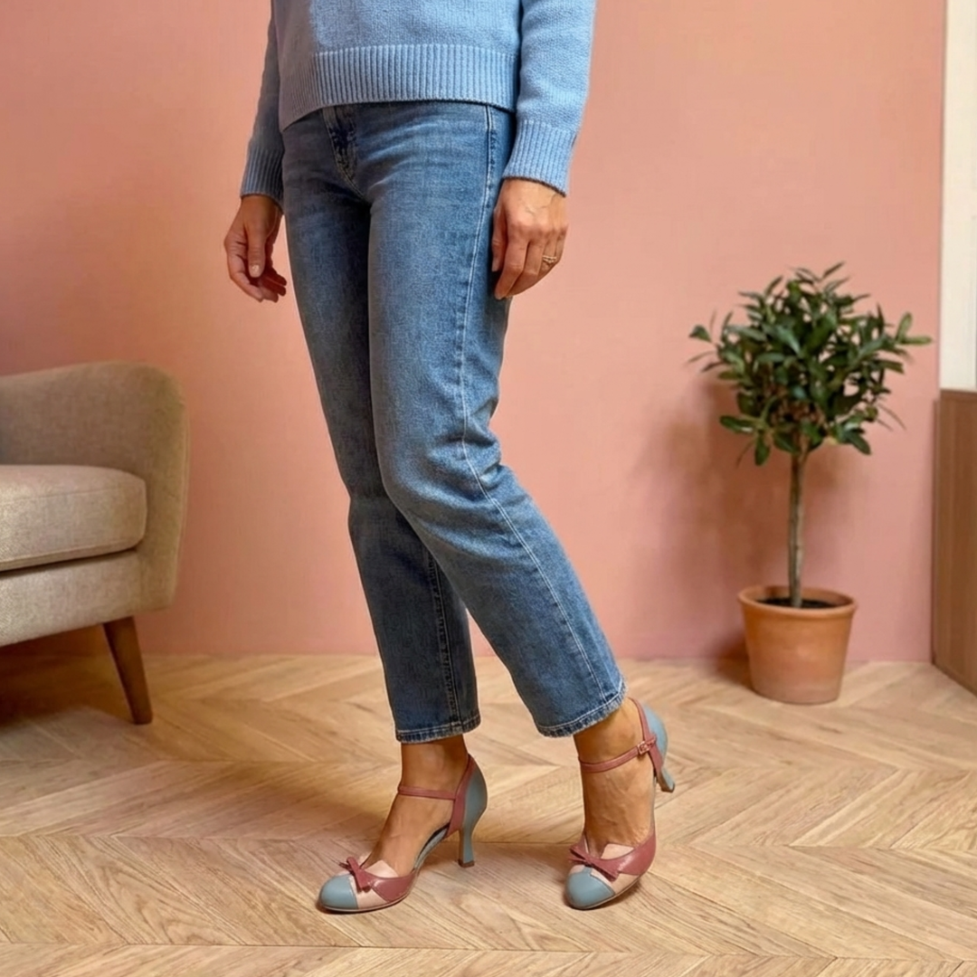 Kelira - Two-Tone Bow Sandals